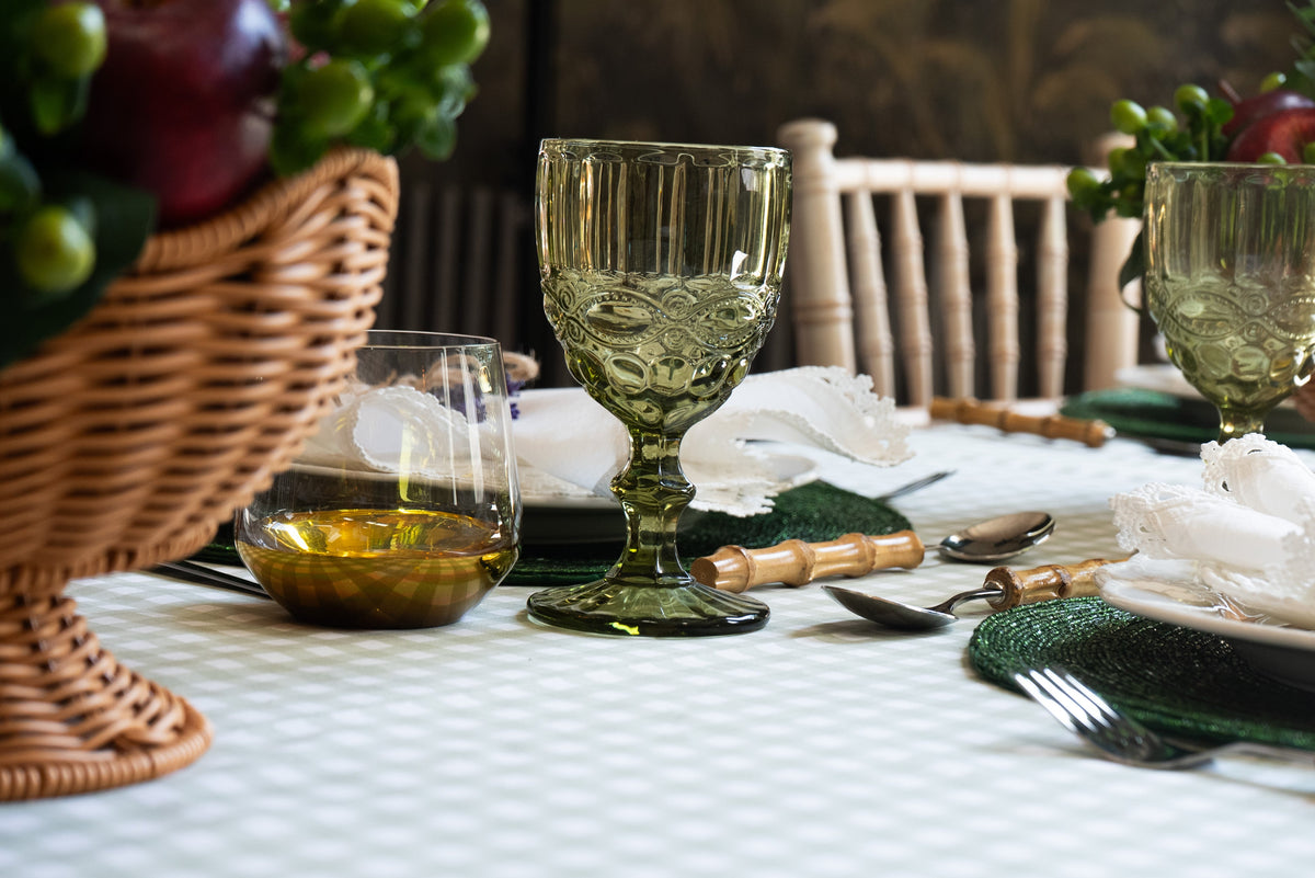 THE ART OF MIX AND MATCH - HOW TO BUILD A TABLESCAPE ACROSS COLLECTIONS