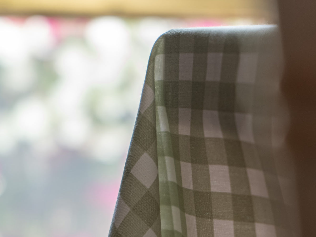 Fossy Table Cover