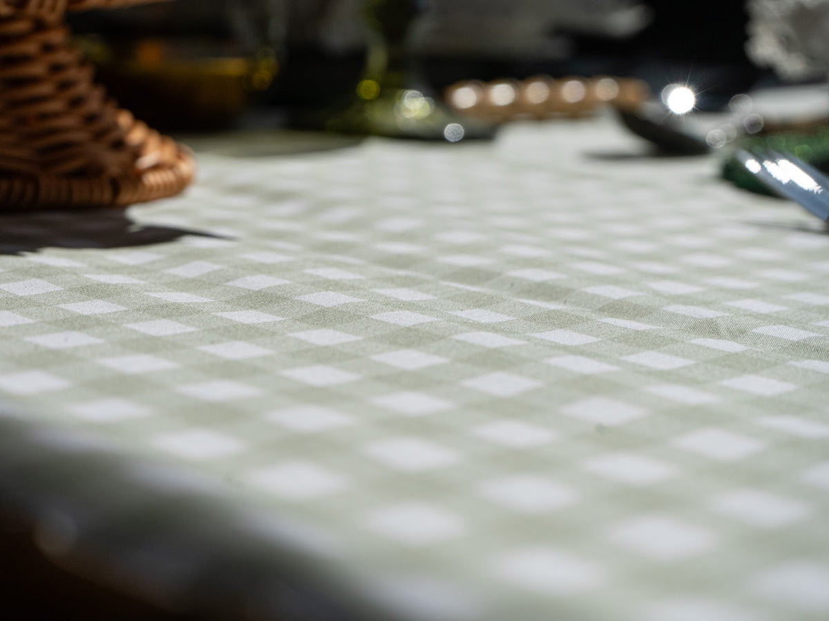 Fossy Table Cover