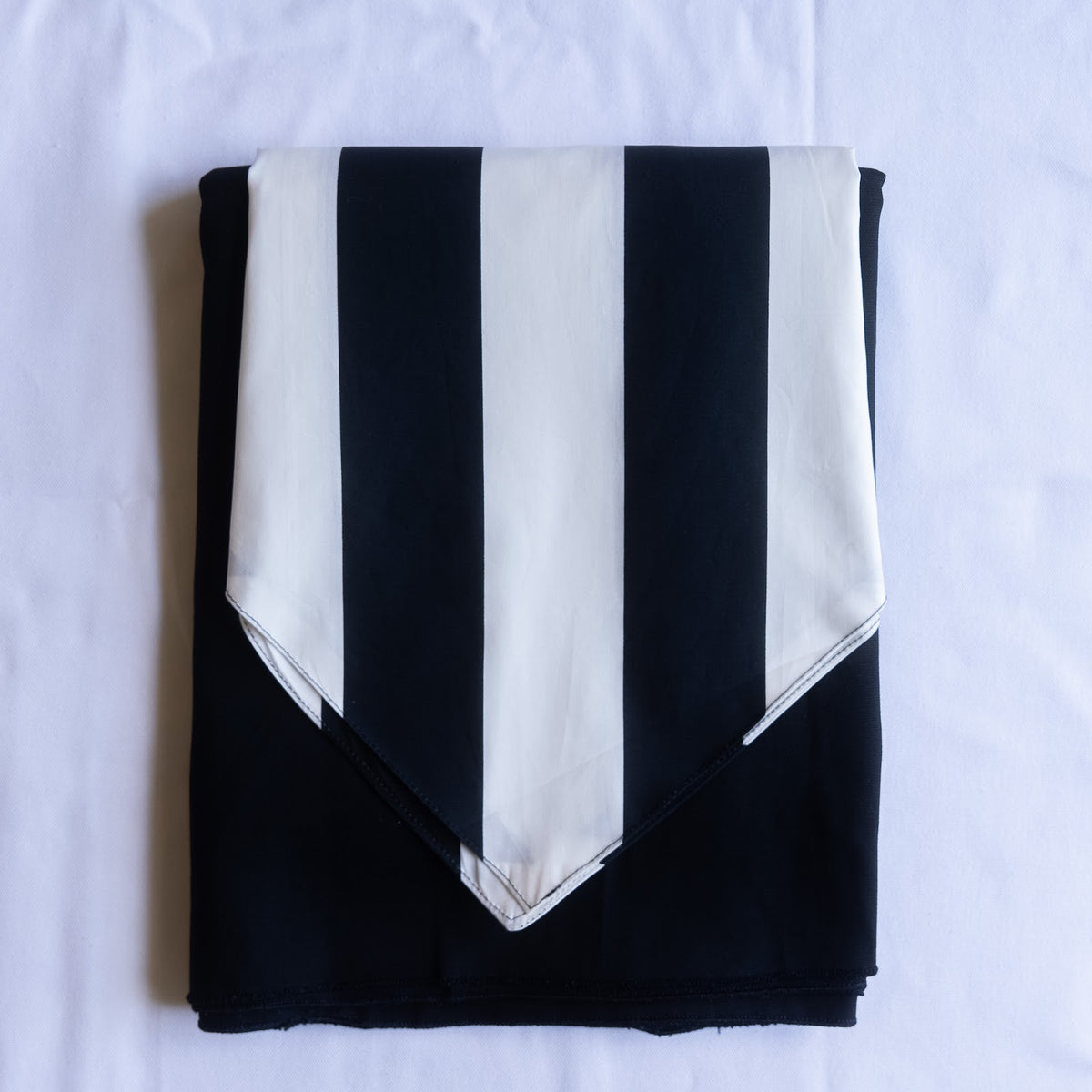 Solar Table Cover and Runner Set